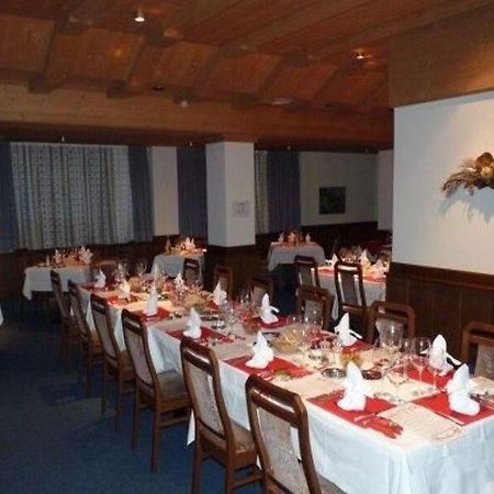 Hotel Ferre Ливиньо Екстериор снимка